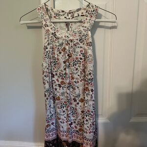 Skies Are Blue Rayleen Embroidered detail knit top